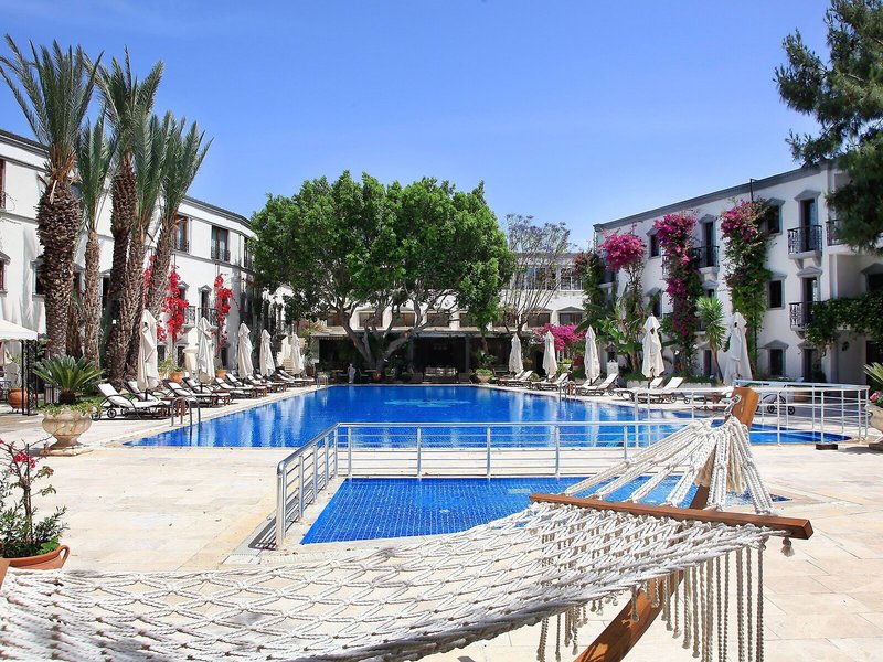 Marina Vista 8