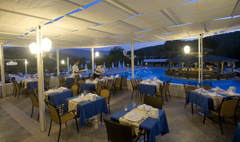 Green Bay Resort & Spa 2