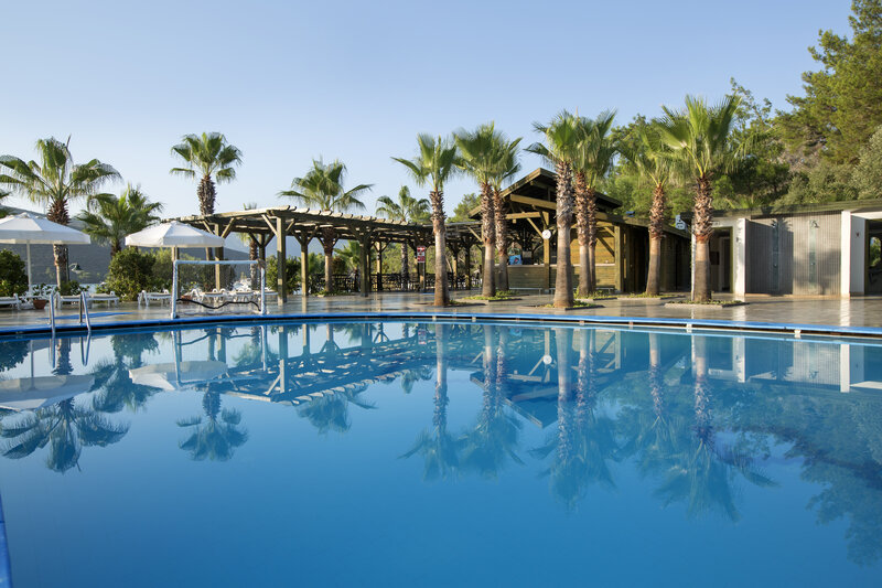 Green Bay Resort & Spa 8