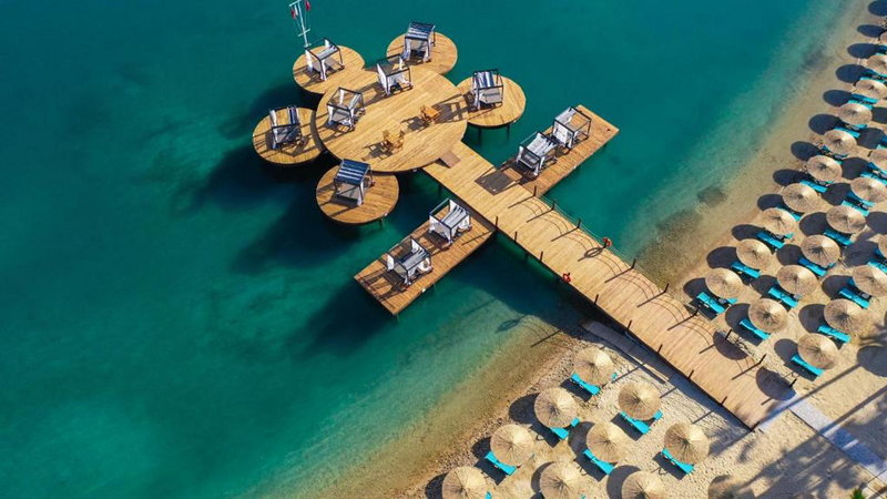 Green Bay Resort & Spa 15