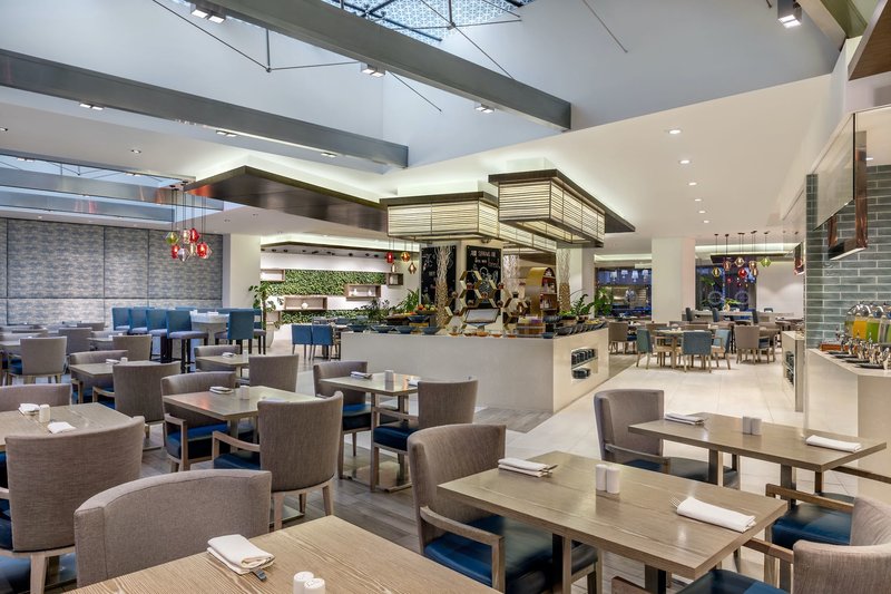 Hyatt Regency Dubai Creek Heights 9