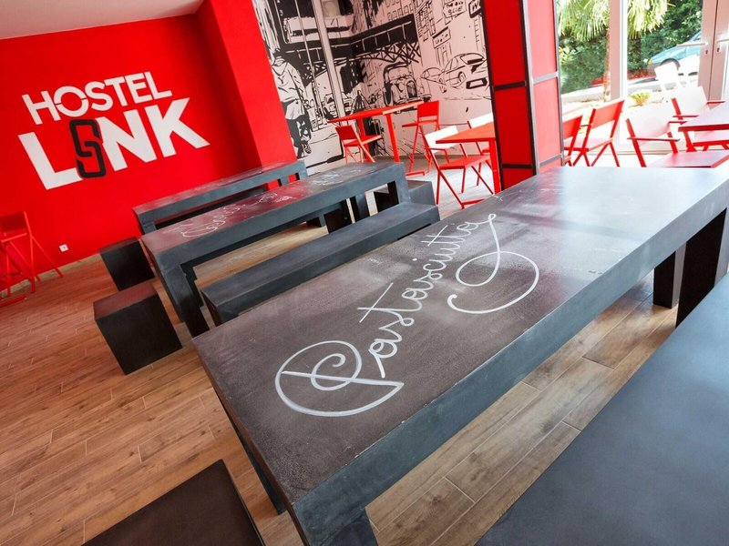 Hostel Link 11