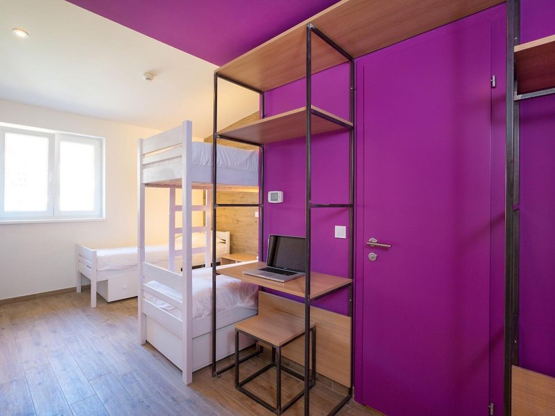Hostel Link 19
