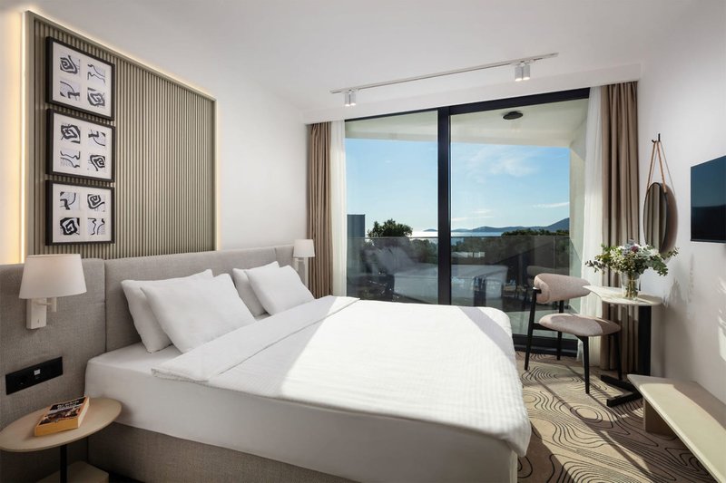 SeeSea Hotel 7