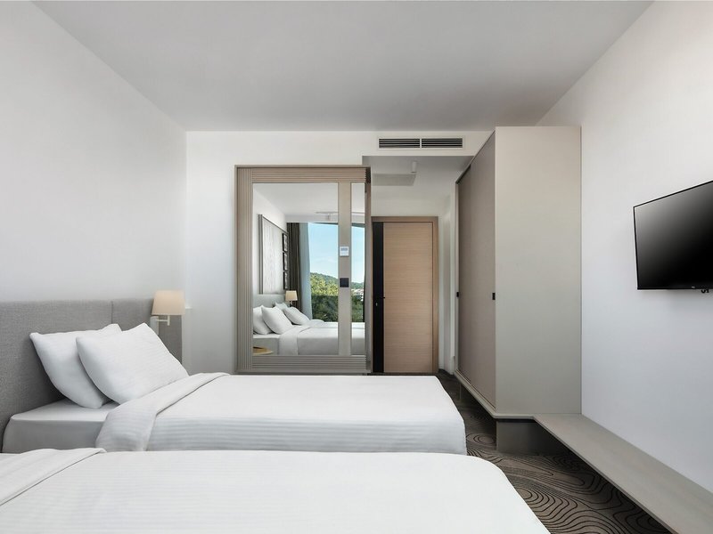 SeeSea Hotel 34