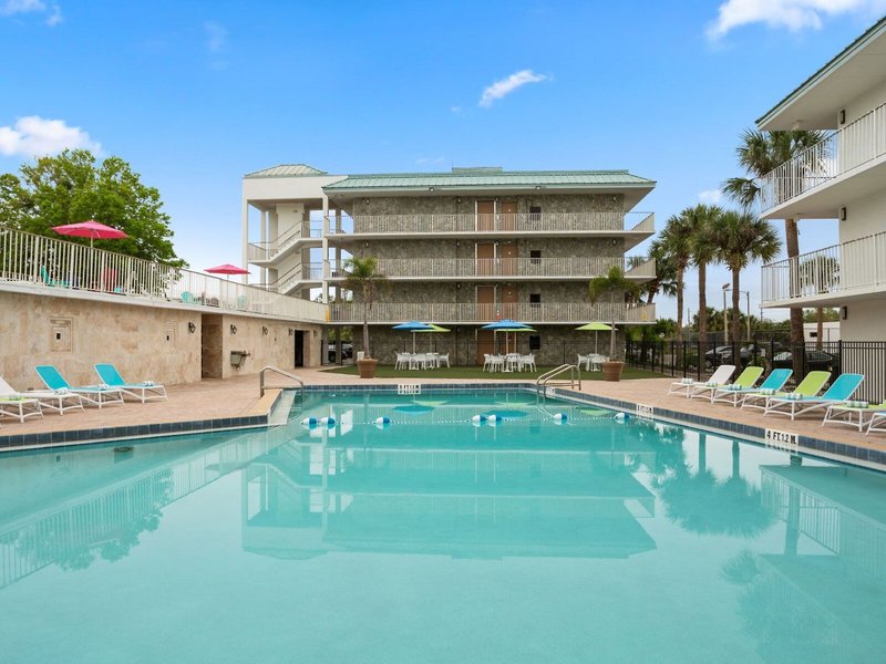 Park Royal Orlando 6