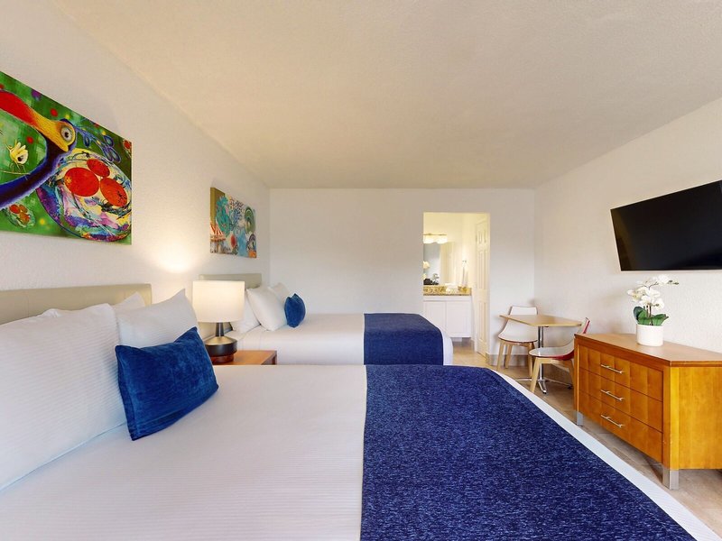 Park Royal Orlando 35