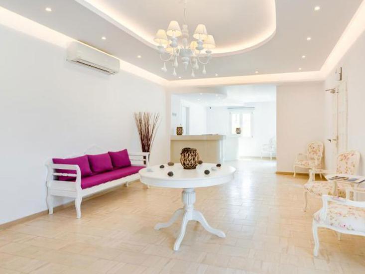 Anamar Santorini 9