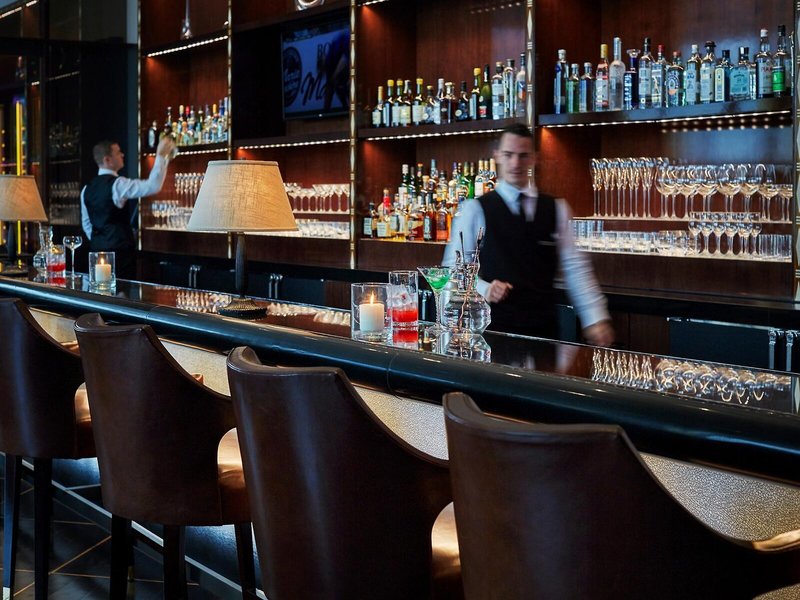 Four Seasons Hotel Bahrain Bay 22 - Restaurant