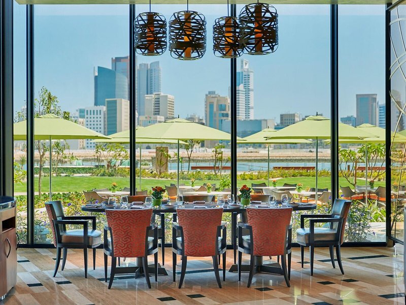 Four Seasons Hotel Bahrain Bay 23 - Restaurant