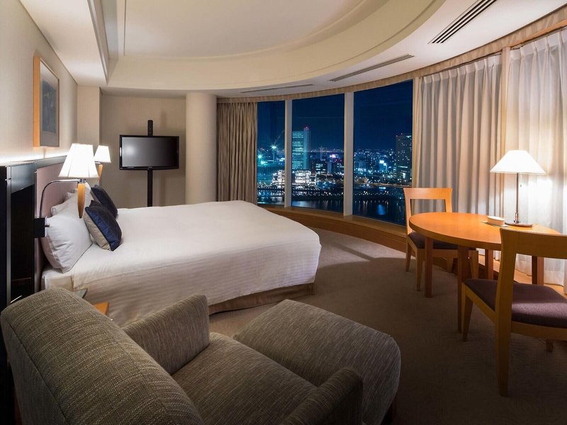 The Yokohama Bay Hotel Tokyu 38
