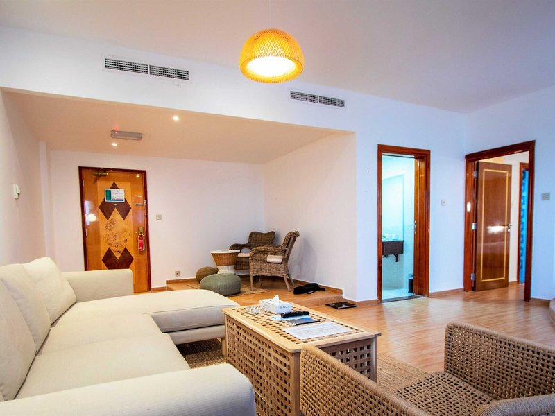 Bin Majid Beach Hotel 23