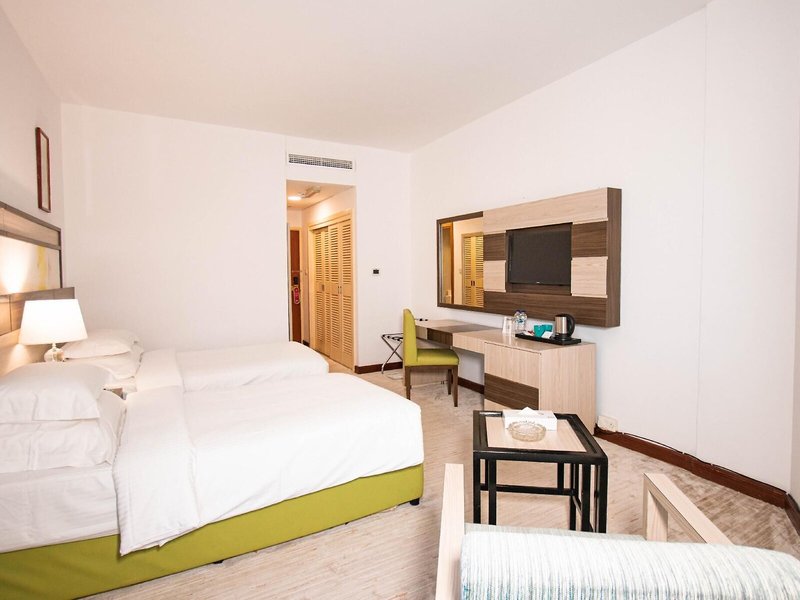 Bin Majid Beach Hotel 48