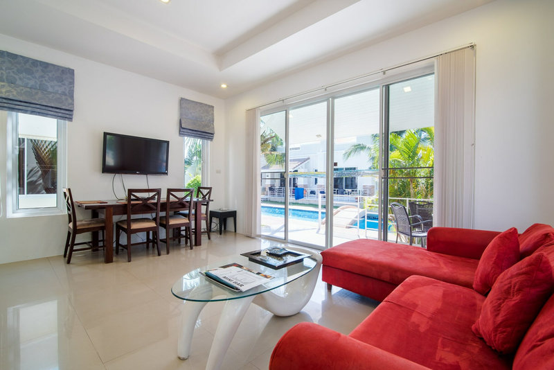 Oriental Beach Pearl 4