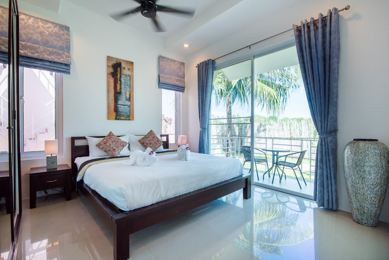 Oriental Beach Pearl 5