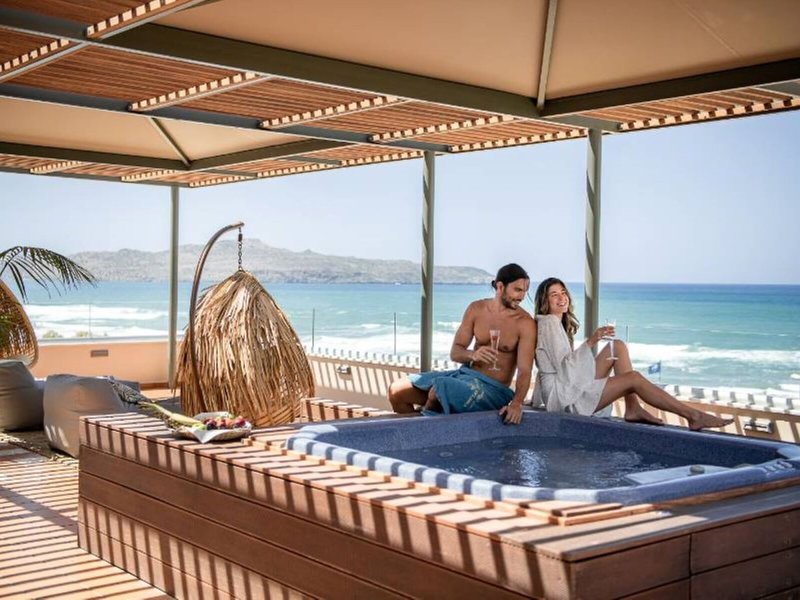 Cretan Dream Royal 18