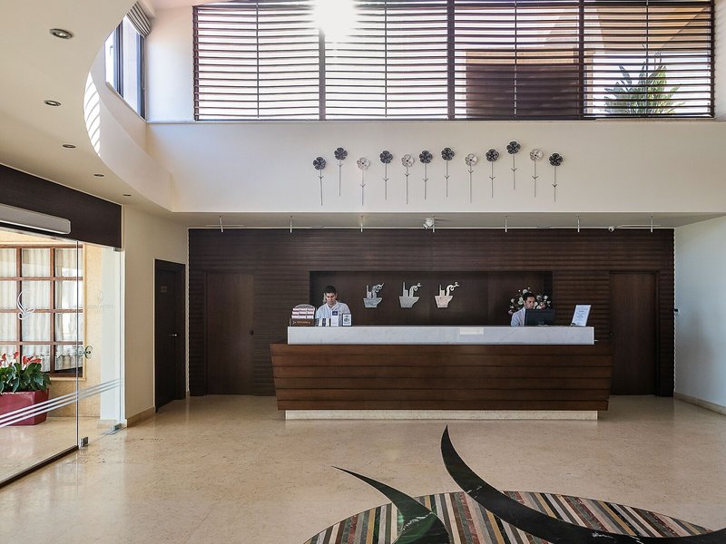 Cretan Dream Royal 22