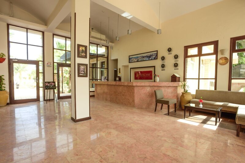 Royal Star Empire Beach Resort 6