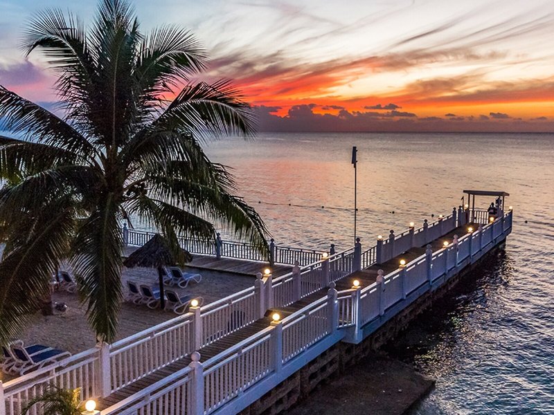 Grand Decameron Montego Beach, A Trademark All Inclusive 9