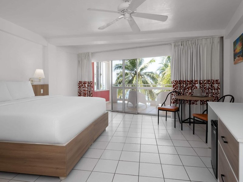 Grand Decameron Montego Beach, A Trademark All Inclusive 50