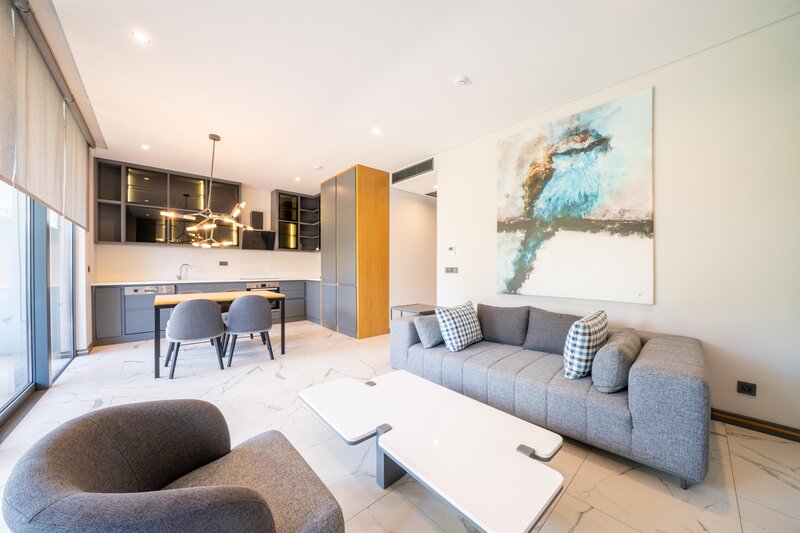 The Norm Collection Door'a 146