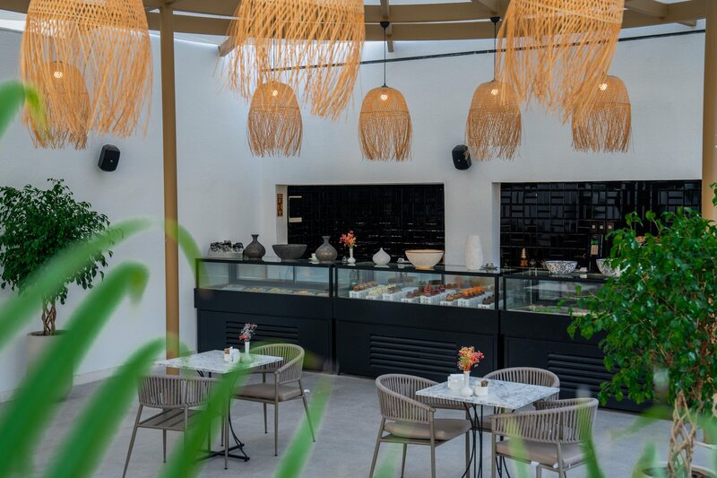 The Norm Collection Door'a 173