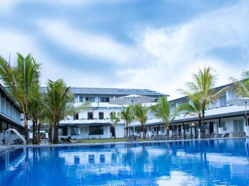 Rathna Beach Resort 12