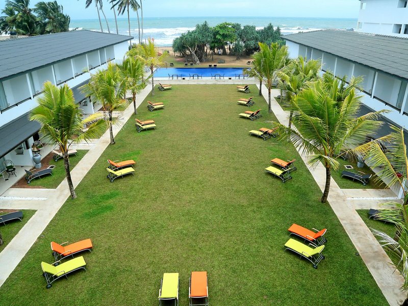 Rathna Beach Resort 17