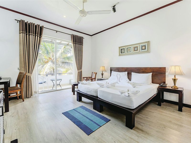 Rathna Beach Resort 41