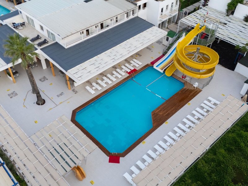 Petunya Beach Resort 11