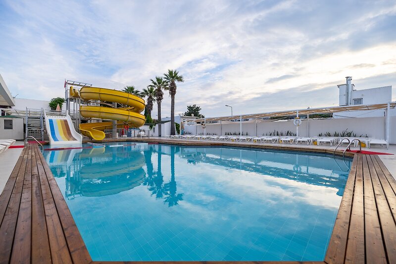 Petunya Beach Resort 5