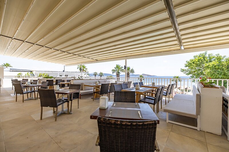 Petunya Beach Resort 18