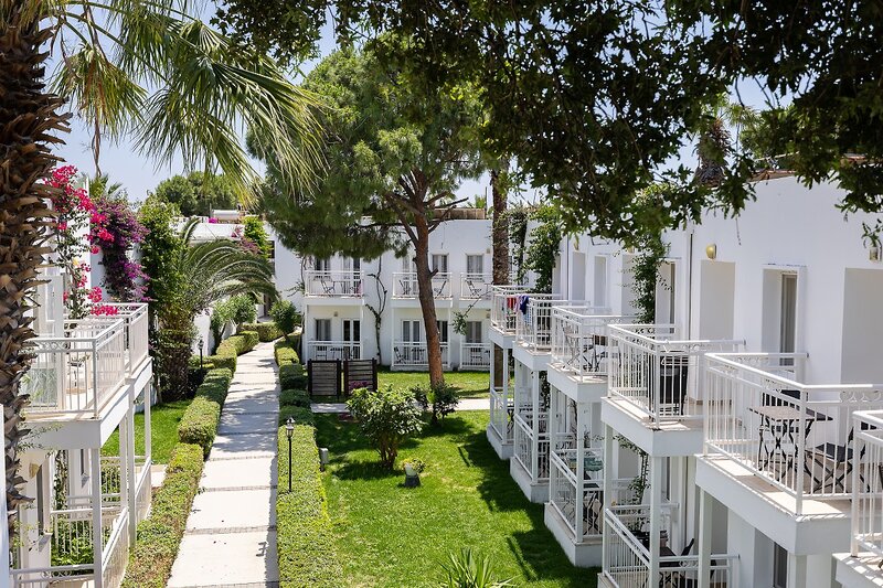 Petunya Beach Resort 2