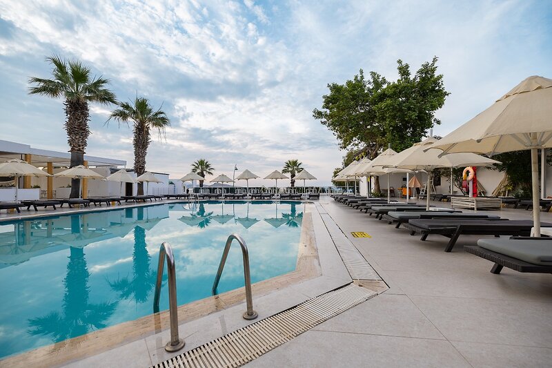 Petunya Beach Resort 12