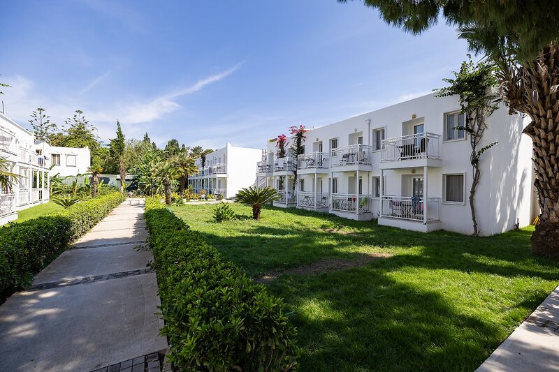 Petunya Beach Resort 15