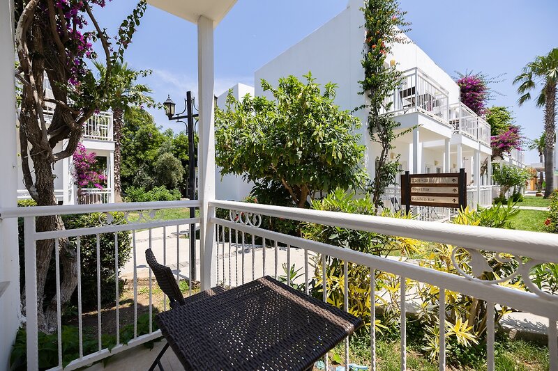 Petunya Beach Resort 27