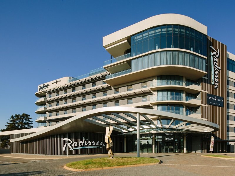 Radisson Hotel & Convention Centre Johannesburg, O.R. Tambo 1