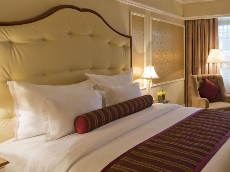 Warwick Doha 20