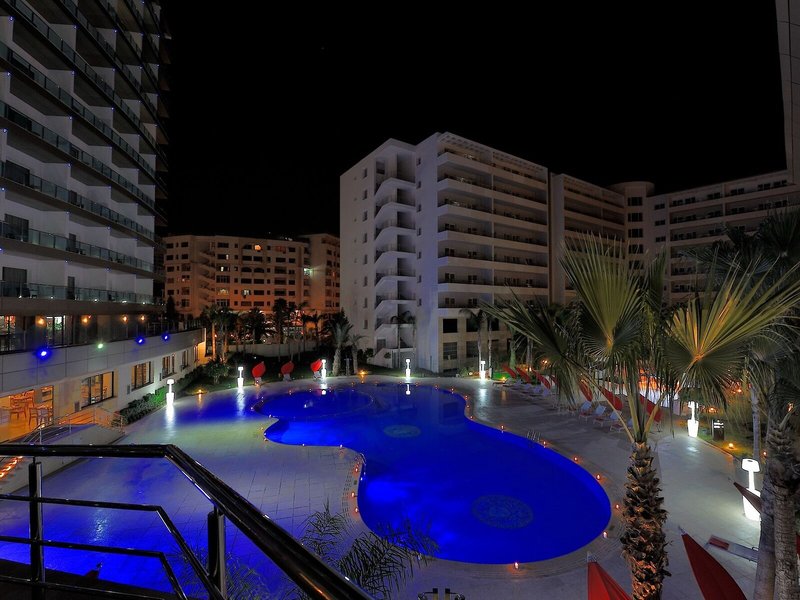 Royal Tulip City Center 5 - Exterior