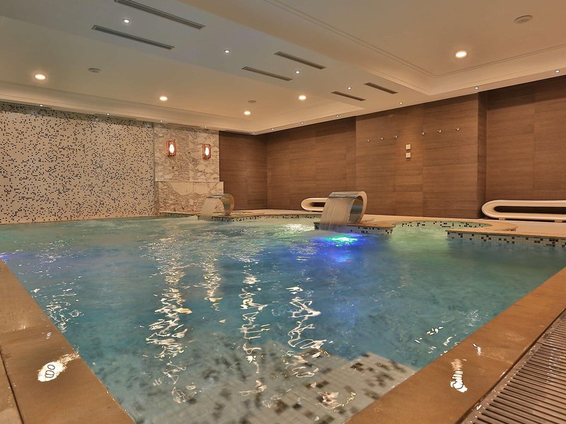 Royal Tulip City Center 9 - Outdoor Pool