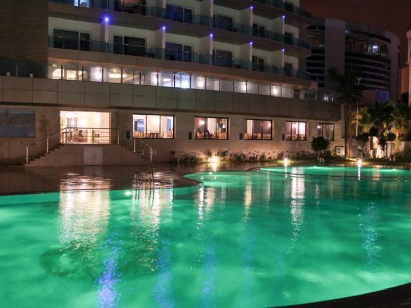 Royal Tulip City Center 10 - Outdoor Pool