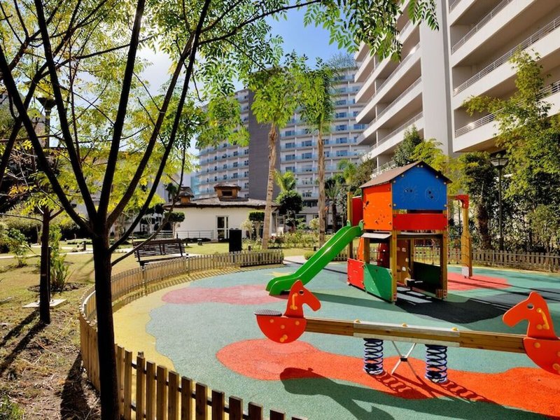 Royal Tulip City Center 39 - Family