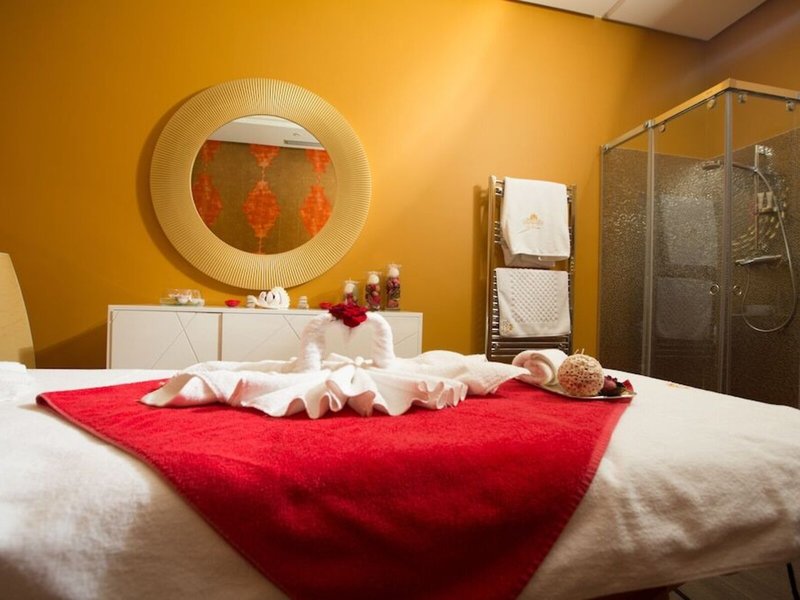 Royal Tulip City Center 45 - Room Example