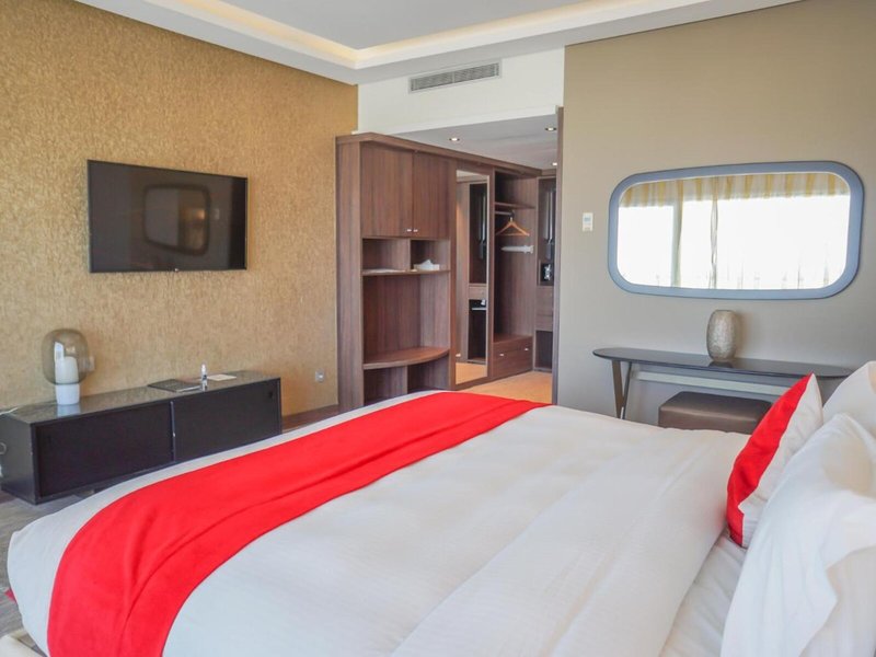 Royal Tulip City Center 46 - Room Example