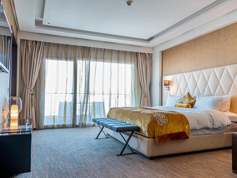 Royal Tulip City Center 47 - Room Example