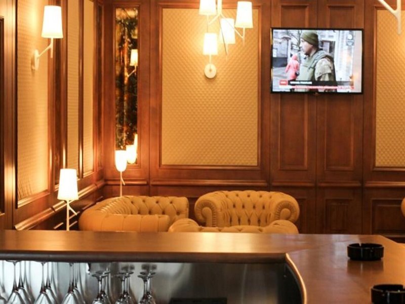 Royal Tulip City Center 49 - Room Example