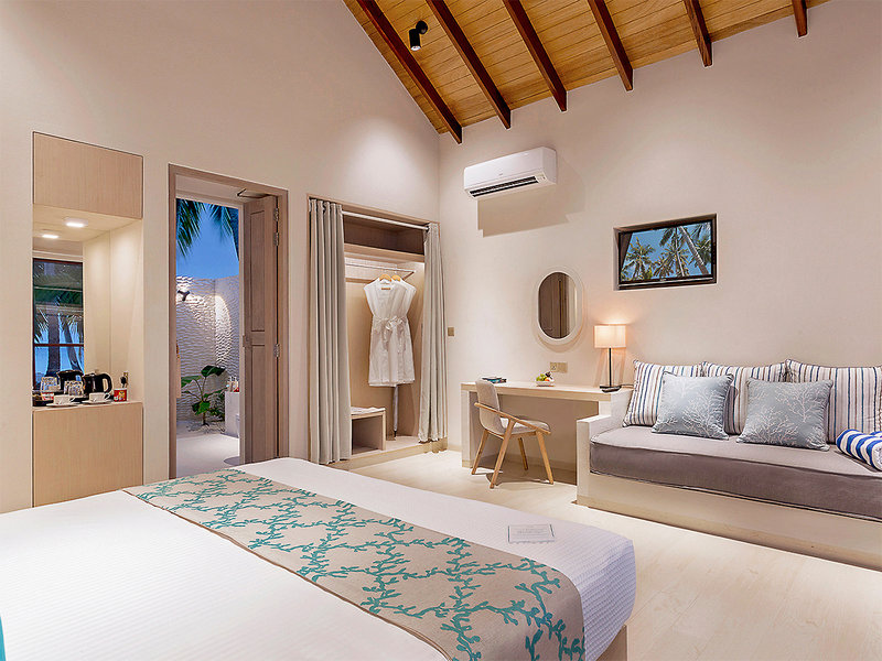 Malahini Kuda Bandos Resort 5