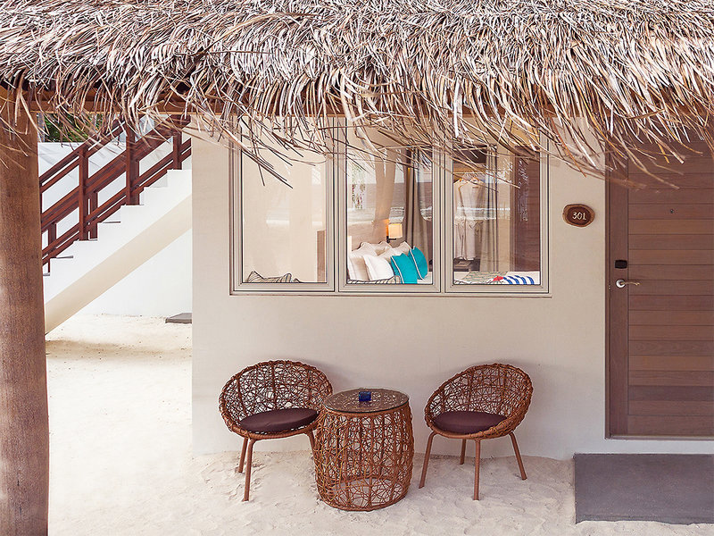 Malahini Kuda Bandos Resort 7