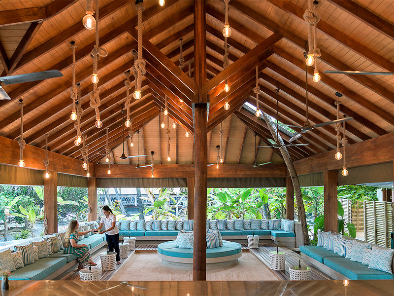 Malahini Kuda Bandos Resort 6