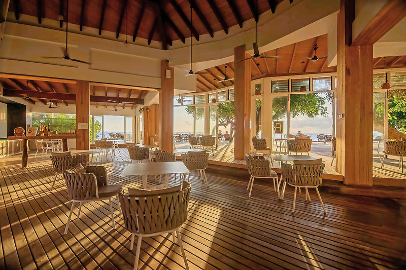 Malahini Kuda Bandos Resort 32